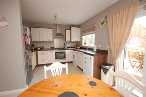 Kitchen/Diner- click for photo gallery